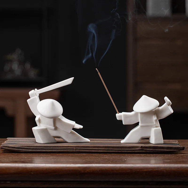 Soporte de incienso, diseño de estatuilla samurái, cerámica delicada y llamativa, duradero, práctico, quemador de incensario de mesa para el hogar, decoración del hogar